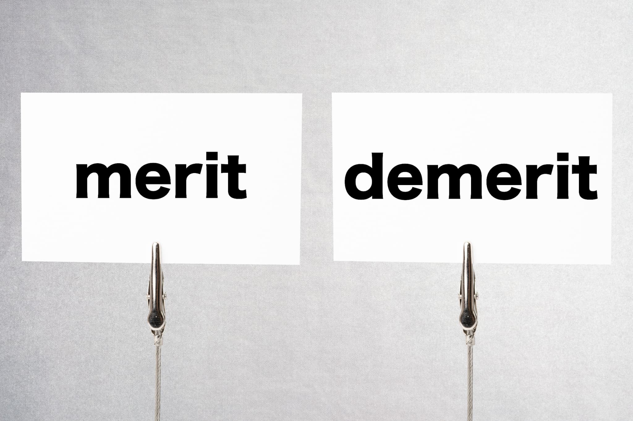 インプラント治療のメリットとデメリットのイメージ