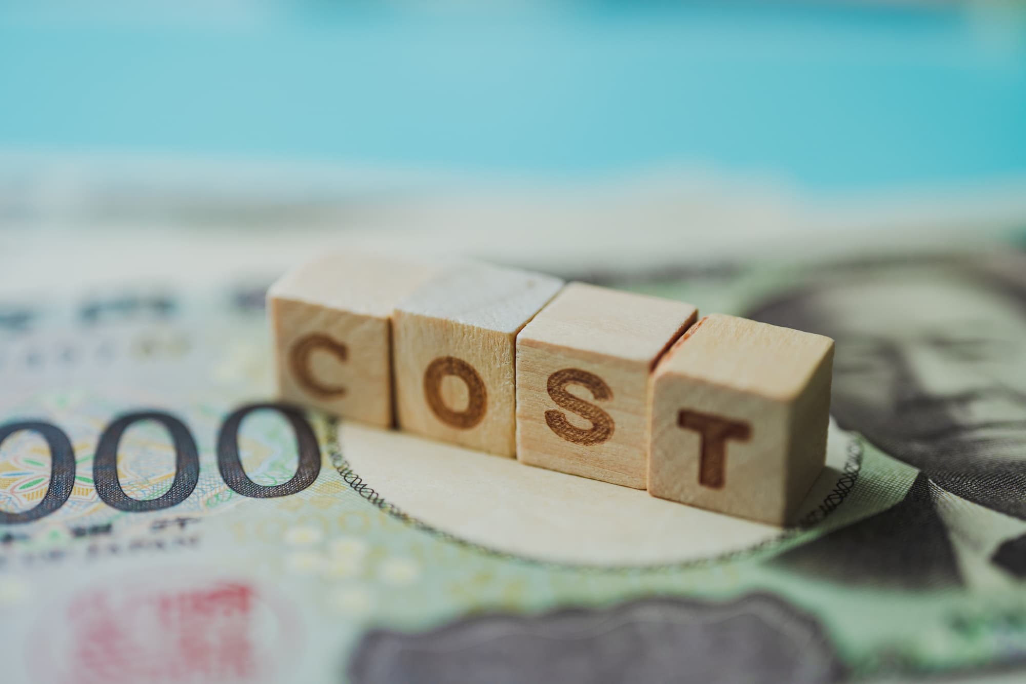 八重歯を矯正する場合にかかる費用のイメージ